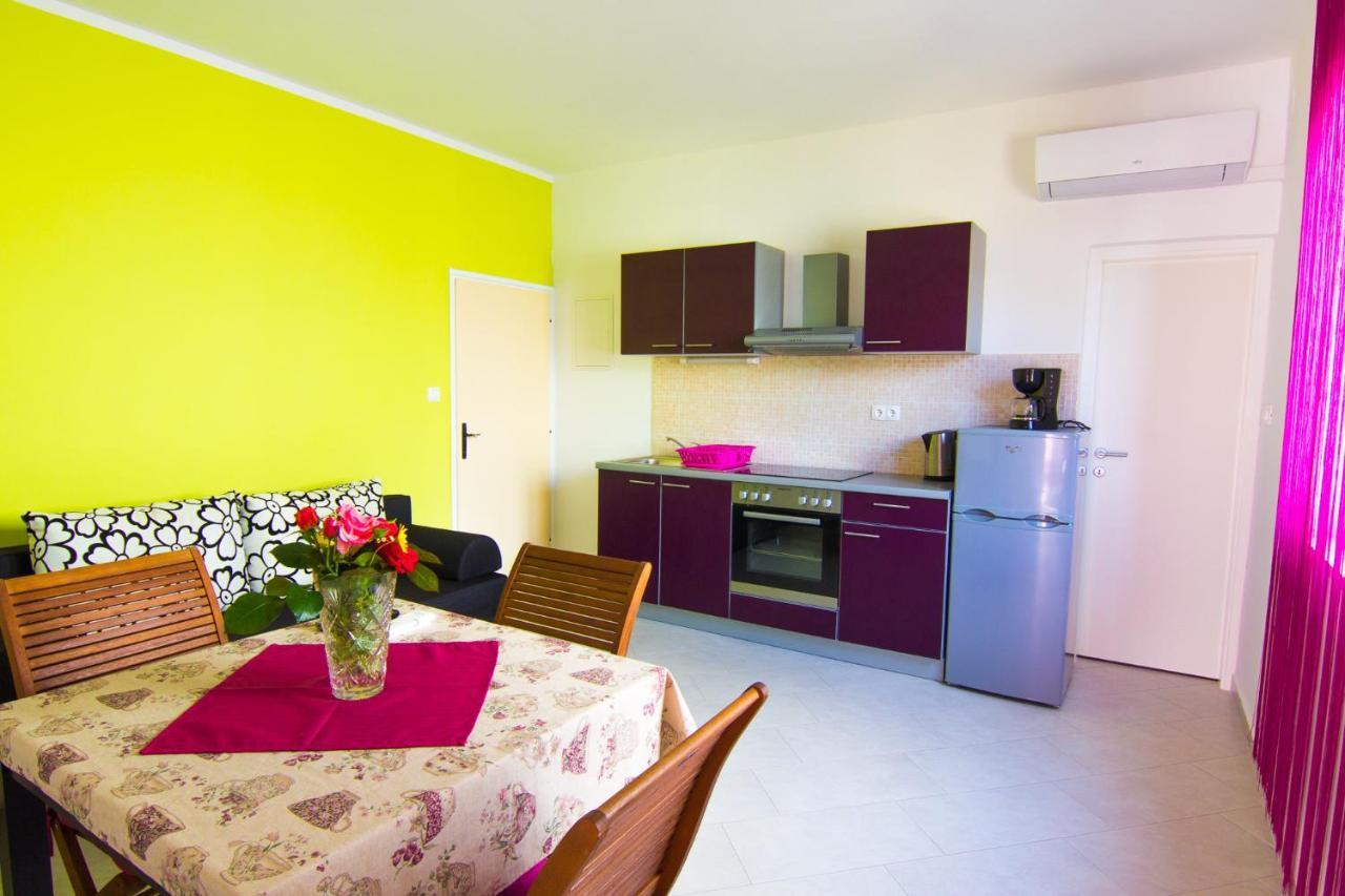 Apartment Kirby Đảo Krk Ngoại thất bức ảnh